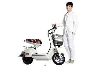 娱乐吃瓜酱电动车,引领绿色出行新风尚